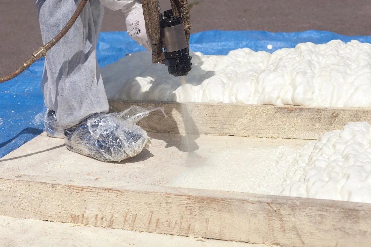 Closed-cell foam application on a roof assembly